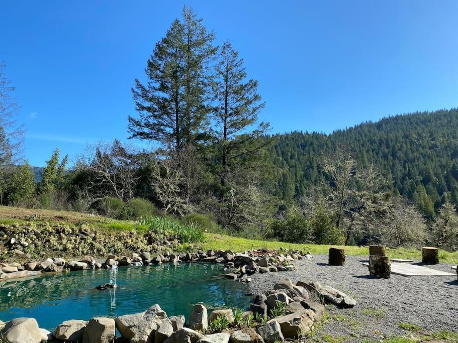 Avenue Of The Giants Caraway Cottage Miranda Exterior foto